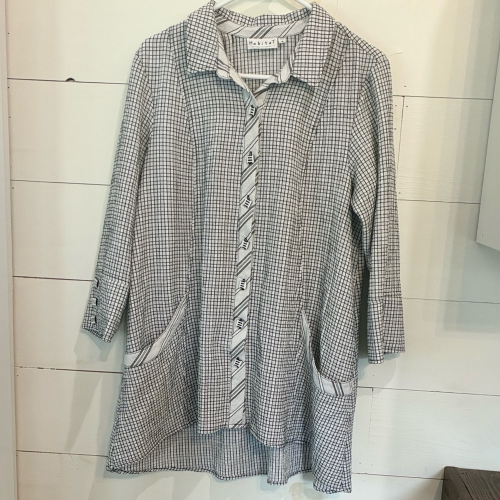 Habitat Black & White Checkered Button-Up Gauzy Tunic w/Decorative Buttons Med